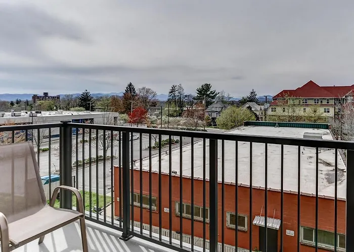 45 Asheland Avenue Unit 401